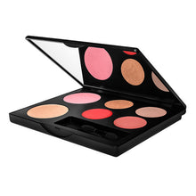 Lady in the Loop Makeup Palette Open